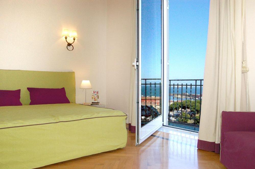 Residence Gli Angioini Srl Неаполь Экстерьер фото